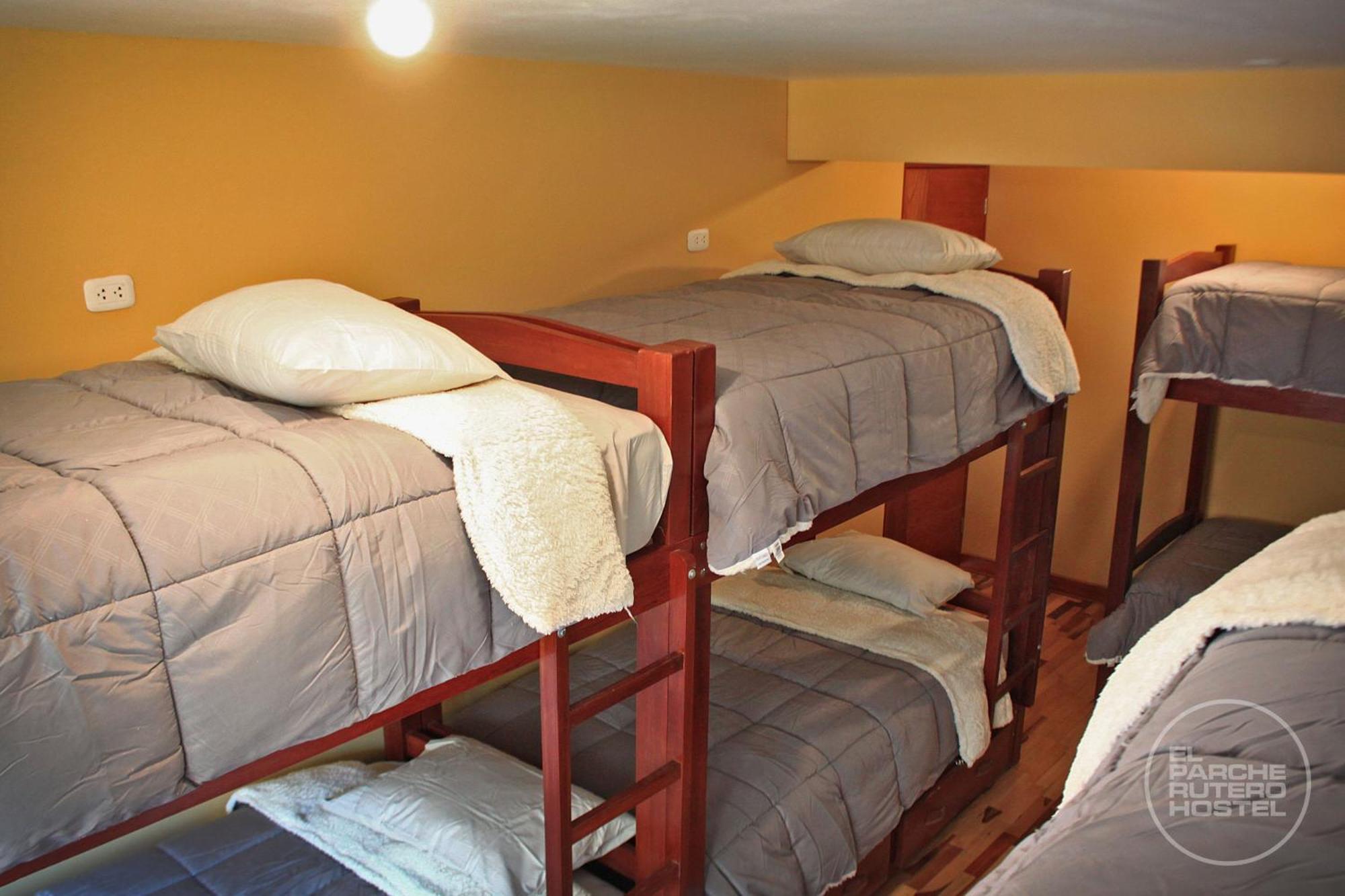 El Parche Rutero Hostel 피삭 외부 사진