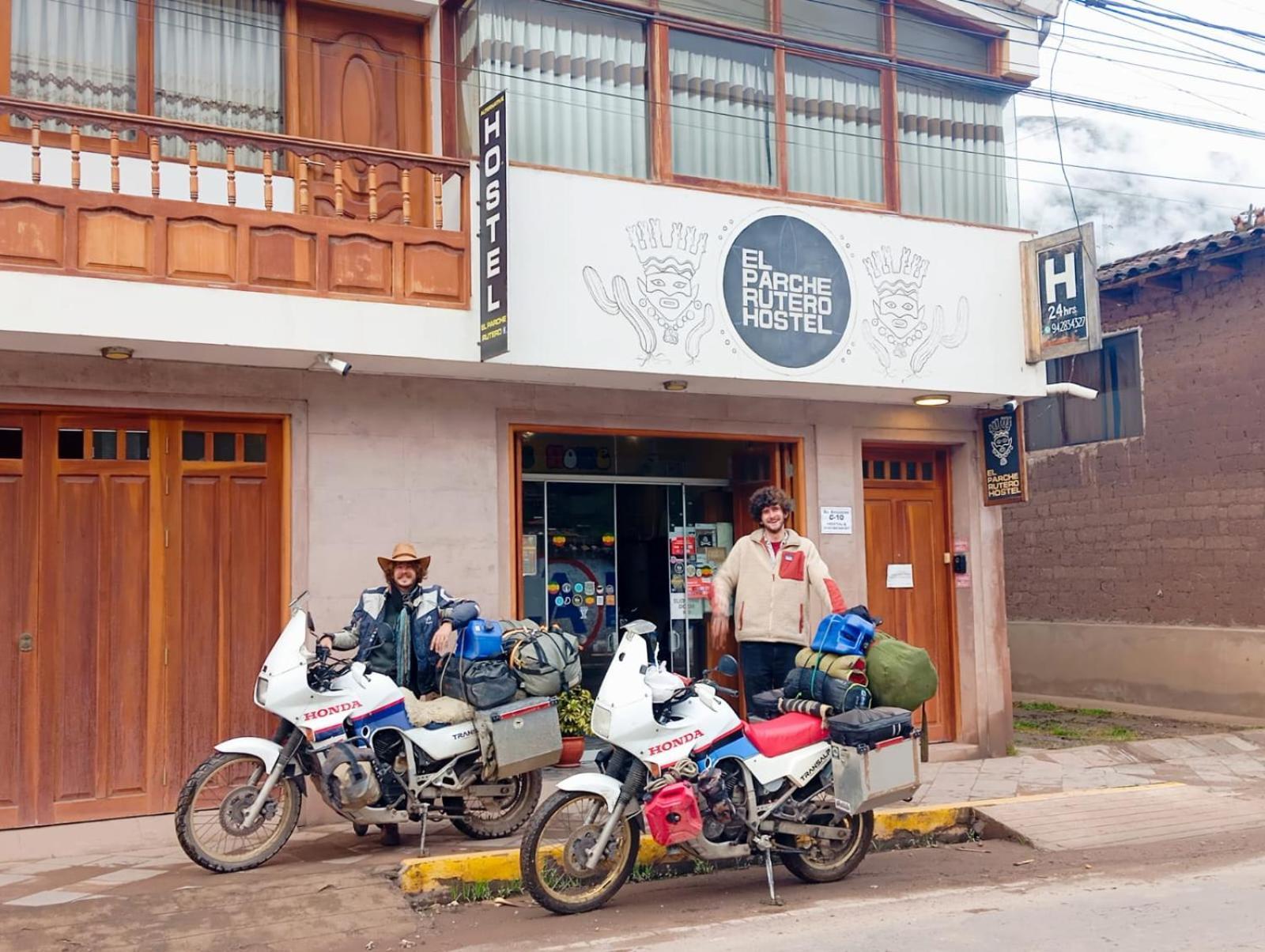 El Parche Rutero Hostel 피삭 외부 사진